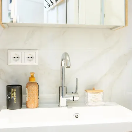 1br Near Heineken Experience & Museum Quarter