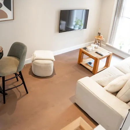 Prime Center 1br Near Heineken & Museum Quarter 公寓